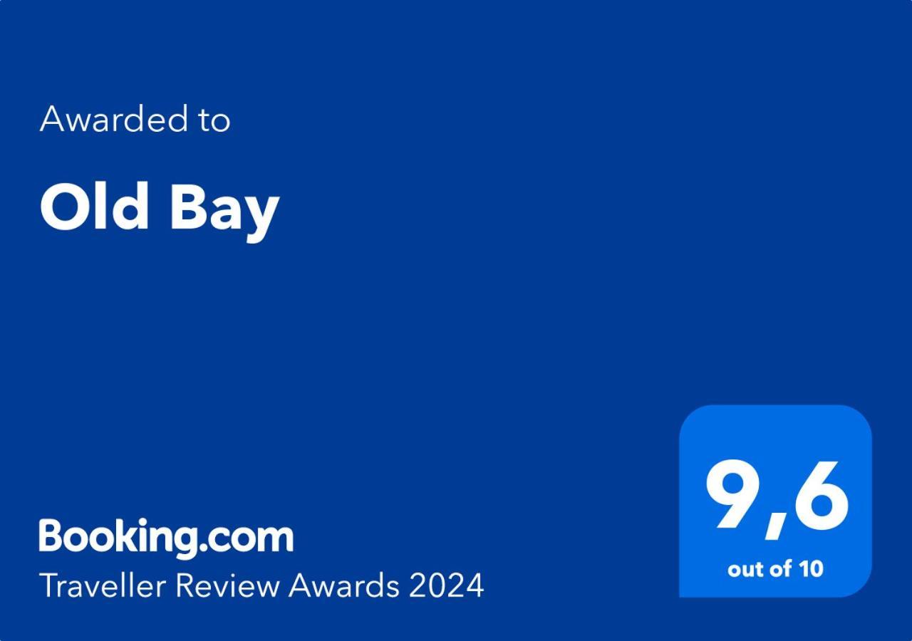 Old Bay Apartment เนเปิลส์ ภายนอก รูปภาพ